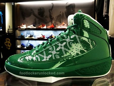 揭秘籃球傳奇雷阿倫的裝備升級之路，最新戰(zhàn)靴亮相！