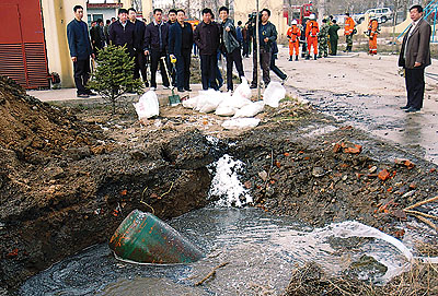 河間氯氣泄露最新情況，一場意外的氣體泄漏冒險