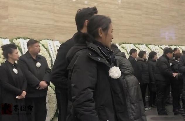 趙忠祥最新消息，科技巨頭引領(lǐng)潮流，全新高科技產(chǎn)品亮相舞臺(tái)