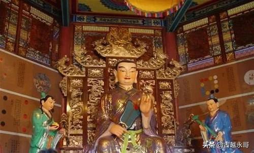 海南道士小明的日常趣事與友情紐帶，最新視頻揭秘