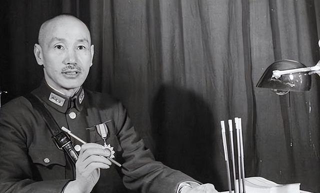 流行詞語(yǔ)最新動(dòng)態(tài)2024，小巷深處的隱藏瑰寶亮相街頭潮流前線