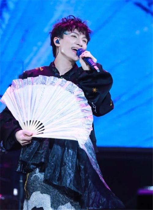火花最新歌曲，自然美景之旅，探尋內(nèi)心的平和寧?kù)o
