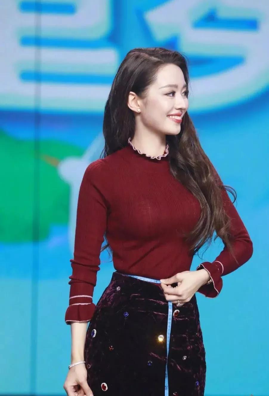 最新女星視頻，星光變化中的自信與成就力量