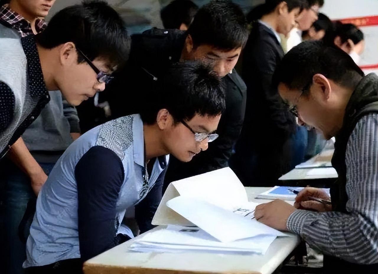 鐵路薪資改革邁入新時代，科技重塑未來，最新動態(tài)揭示變革趨勢