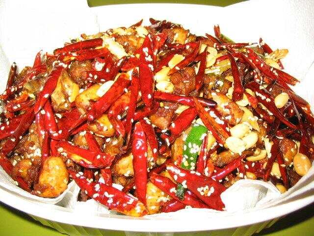 川菜經(jīng)典特色菜制作教程，探尋川菜美食，體驗內(nèi)心平靜的烹飪之旅