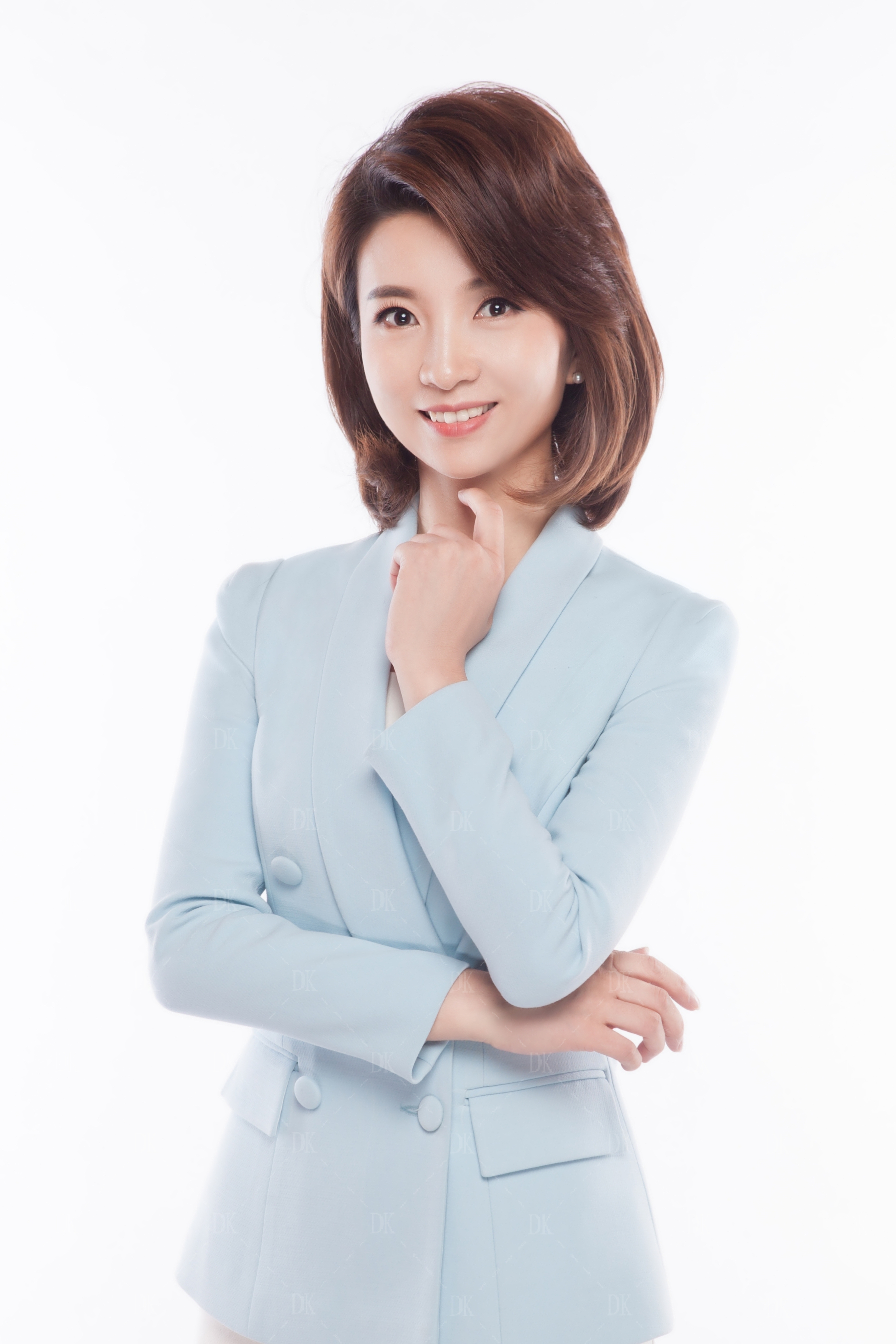 演員徐婧，舞臺(tái)到熒屏的蛻變之路——自信與成就感的彰顯