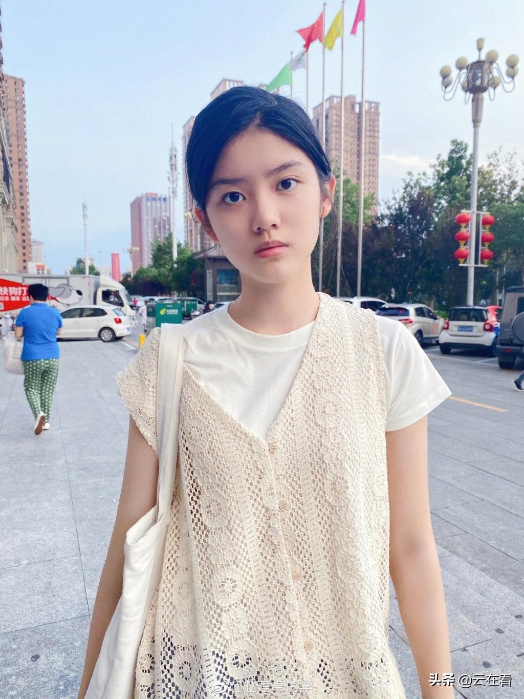 趙蘊(yùn)卓近照，日常小確幸與友情的溫馨時光