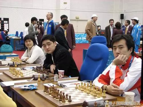象棋賽場風(fēng)云，變化、自信與成就的舞臺之戰(zhàn)