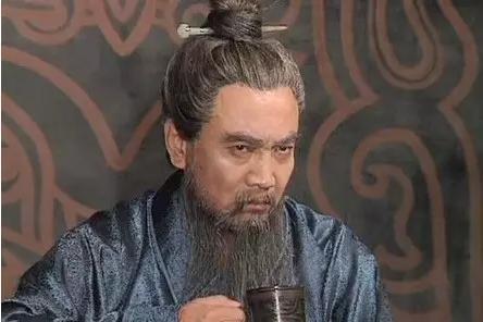 曹操演員揭秘，日常趣事分享與角色背后的故事