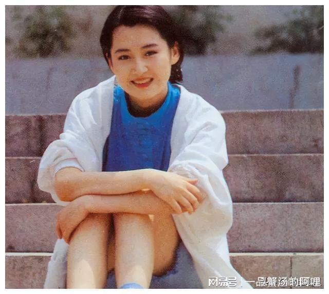重磅推出，演員楊青科技新品，引領(lǐng)未來生活新潮流！
