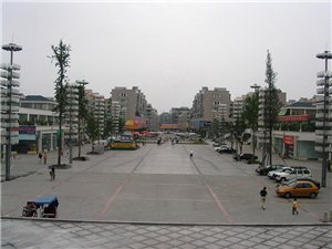 彭山貼吧最新動(dòng)態(tài)，科技新浪潮引領(lǐng)智能產(chǎn)品重磅登場(chǎng)！