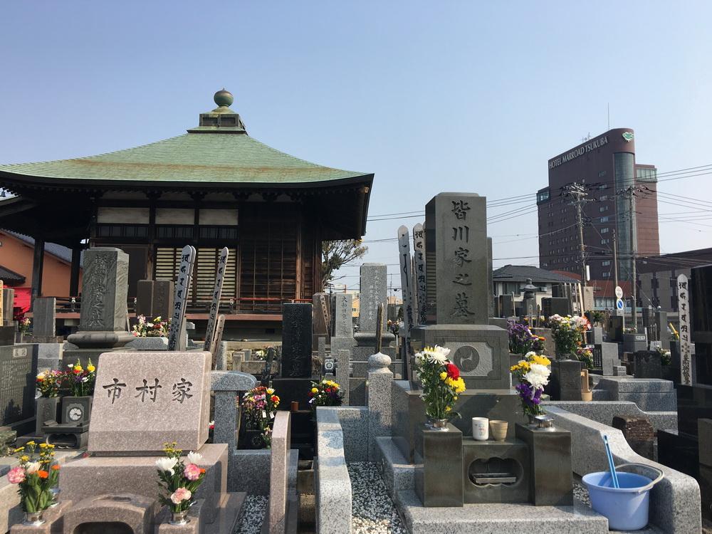 最新墓地圖片與小徑特色小店，探尋安寧之地的獨(dú)特韻味