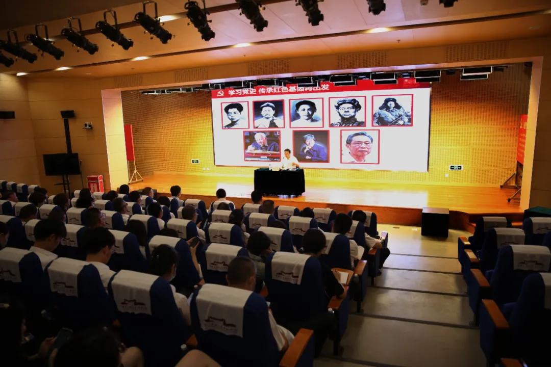 烽火科技時代，熱血抗戰(zhàn)再現(xiàn)，科技改變生活——最新抗日劇2025