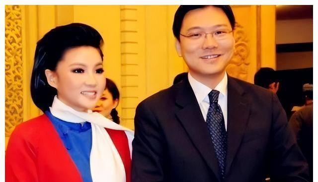 美國回國之旅，家的溫馨與友情奇遇的交織