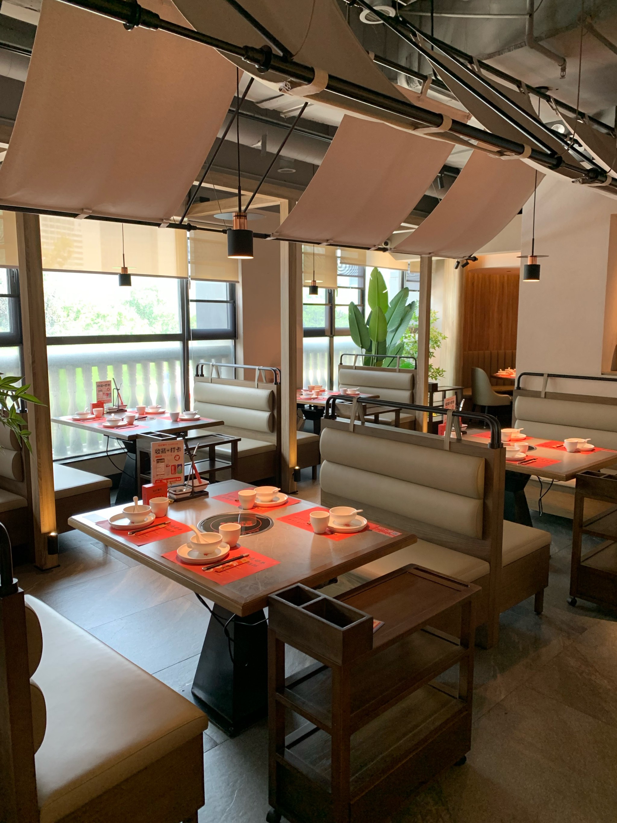 ??餐廳新動態(tài)揭秘，美食新風(fēng)尚引領(lǐng)味蕾盛宴！