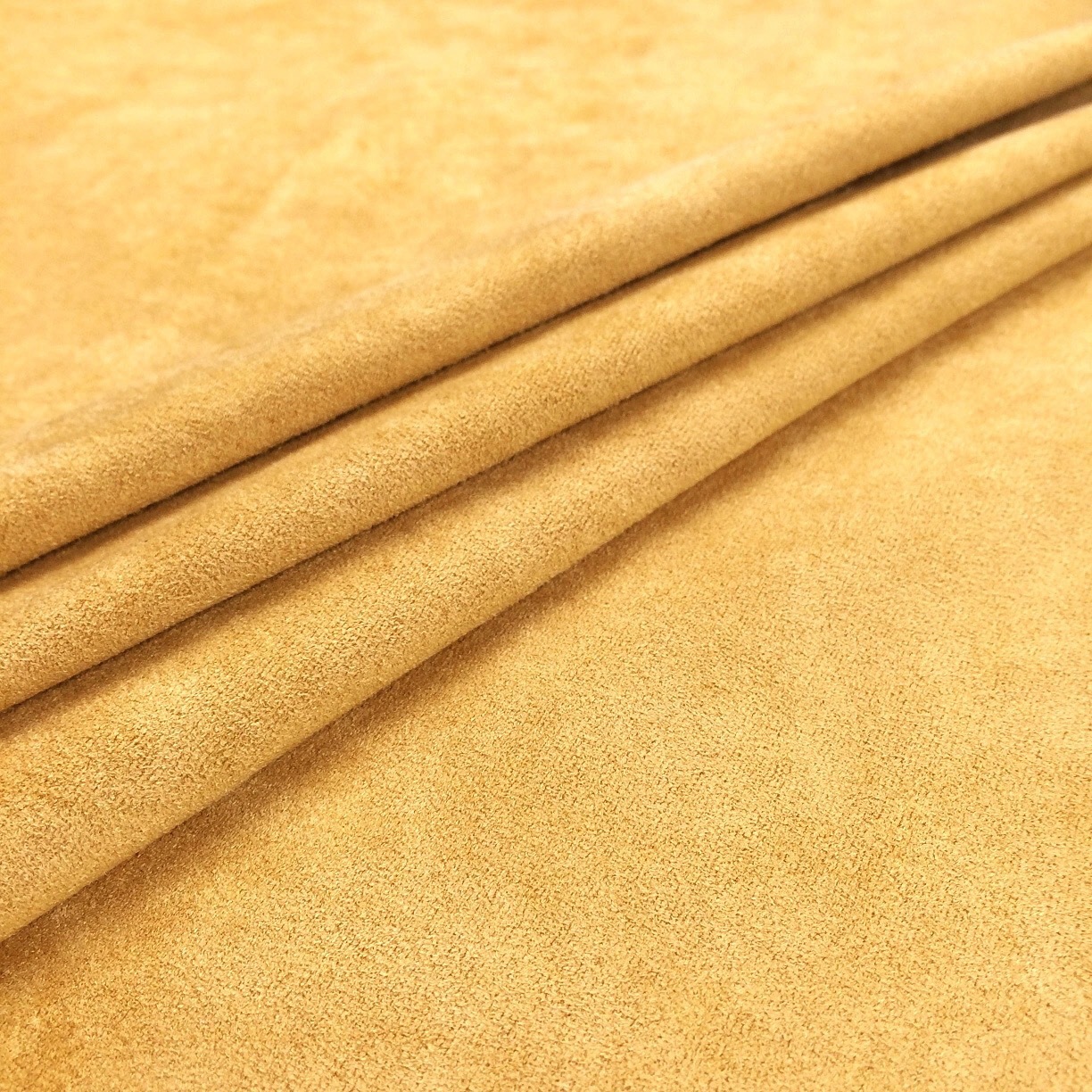 最新麂皮絨，時(shí)尚界的寵兒