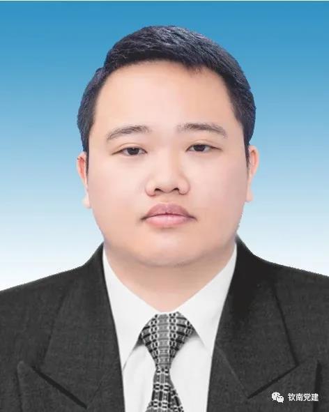 科技革新引領(lǐng)未來，最新區(qū)干部任職公示揭示智慧藍(lán)圖